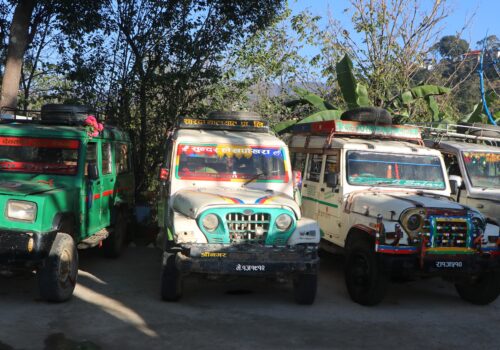 सल्यानमा अवैध रुपमा सञ्चालन भैरहेका ४ साना जिप गाडी प्रहरीको नियन्त्रणमा
