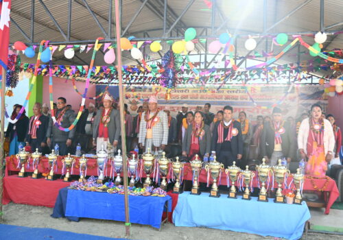 छत्रेश्वरीमा अध्यक्ष कप तथा रनिङ शिल्ड सुरु, आठसय बढी खेलाडीहरुको सहभागिता