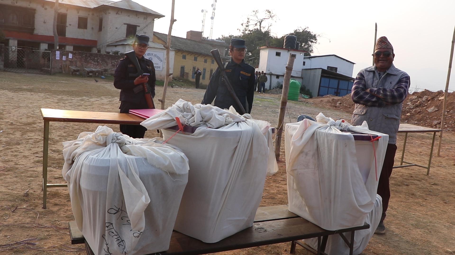 सल्यानमा करिब ५२ प्रतिशत मतदान