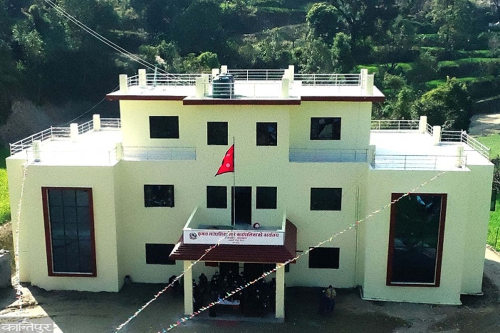कुमाखमा एक विद्यालय समायोजन, १८ को तह घटाइयो